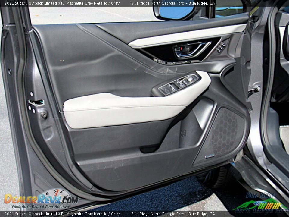 2021 Subaru Outback Limited XT Magnetite Gray Metallic / Gray Photo #10