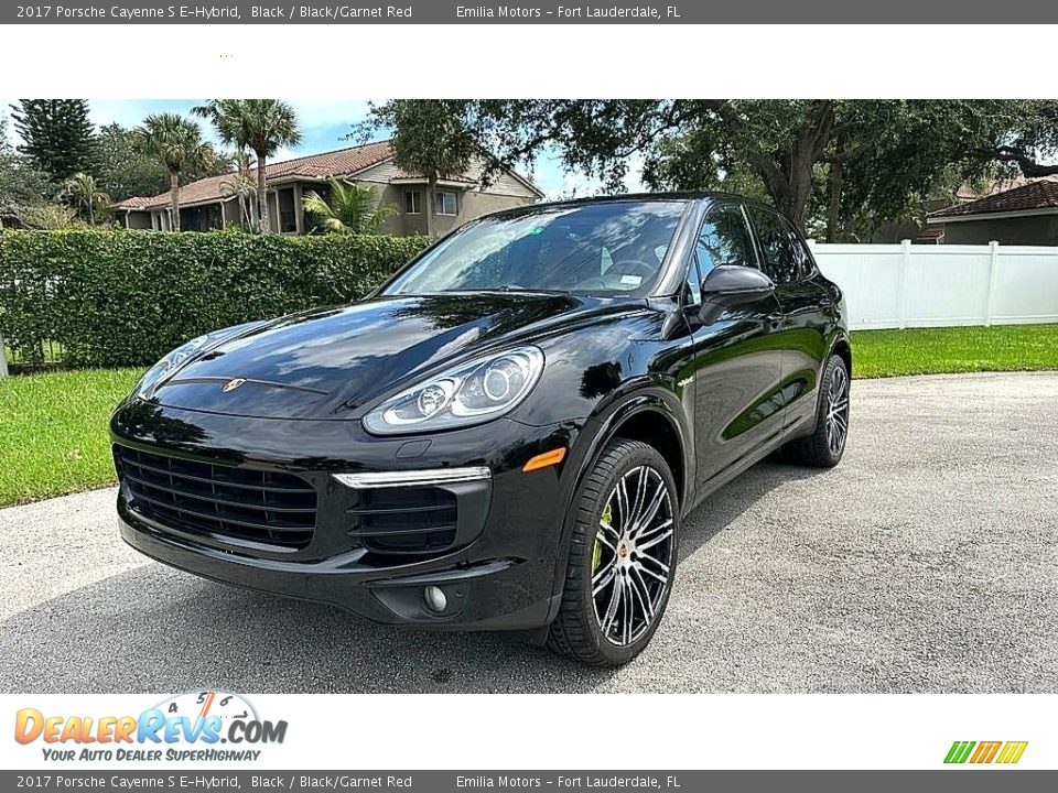 Black 2017 Porsche Cayenne S E-Hybrid Photo #2