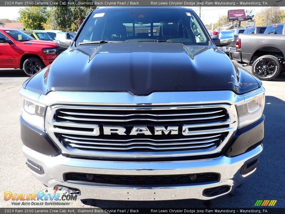 2024 Ram 1500 Laramie Crew Cab 4x4 Diamond Black Crystal Pearl / Black Photo #9