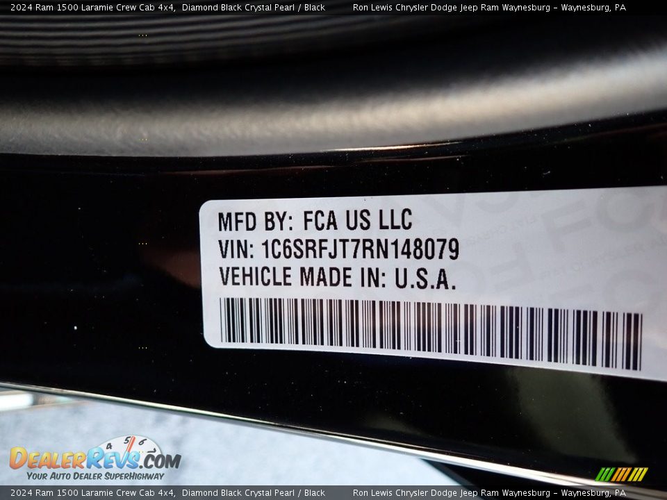 2024 Ram 1500 Laramie Crew Cab 4x4 Diamond Black Crystal Pearl / Black Photo #15