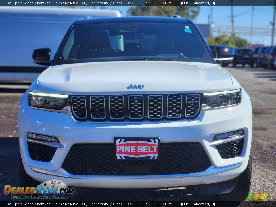 2023 Jeep Grand Cherokee Summit Reserve 4XE Bright White / Global Black Photo #2