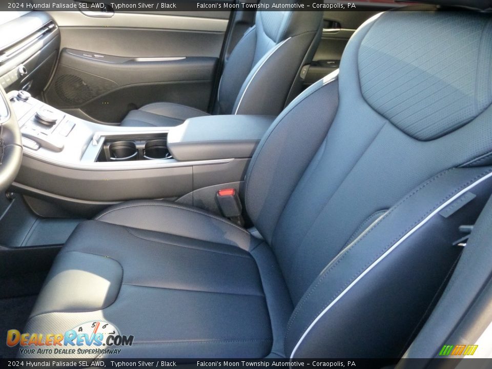 Front Seat of 2024 Hyundai Palisade SEL AWD Photo #11