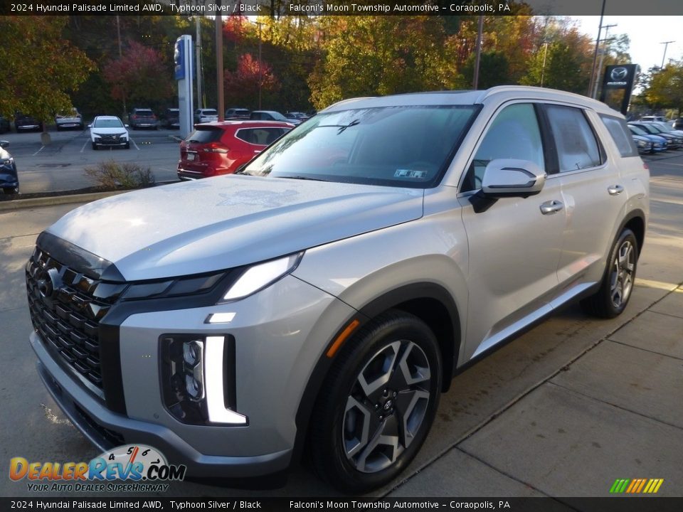 Front 3/4 View of 2024 Hyundai Palisade Limited AWD Photo #6