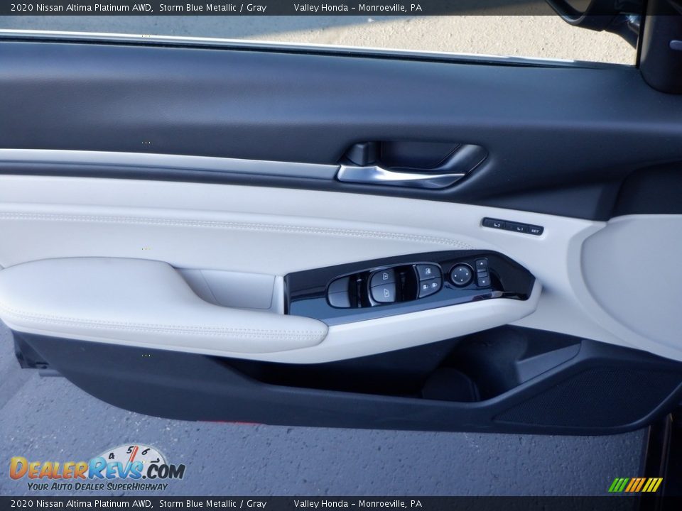 Door Panel of 2020 Nissan Altima Platinum AWD Photo #11