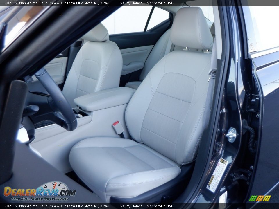 Front Seat of 2020 Nissan Altima Platinum AWD Photo #13