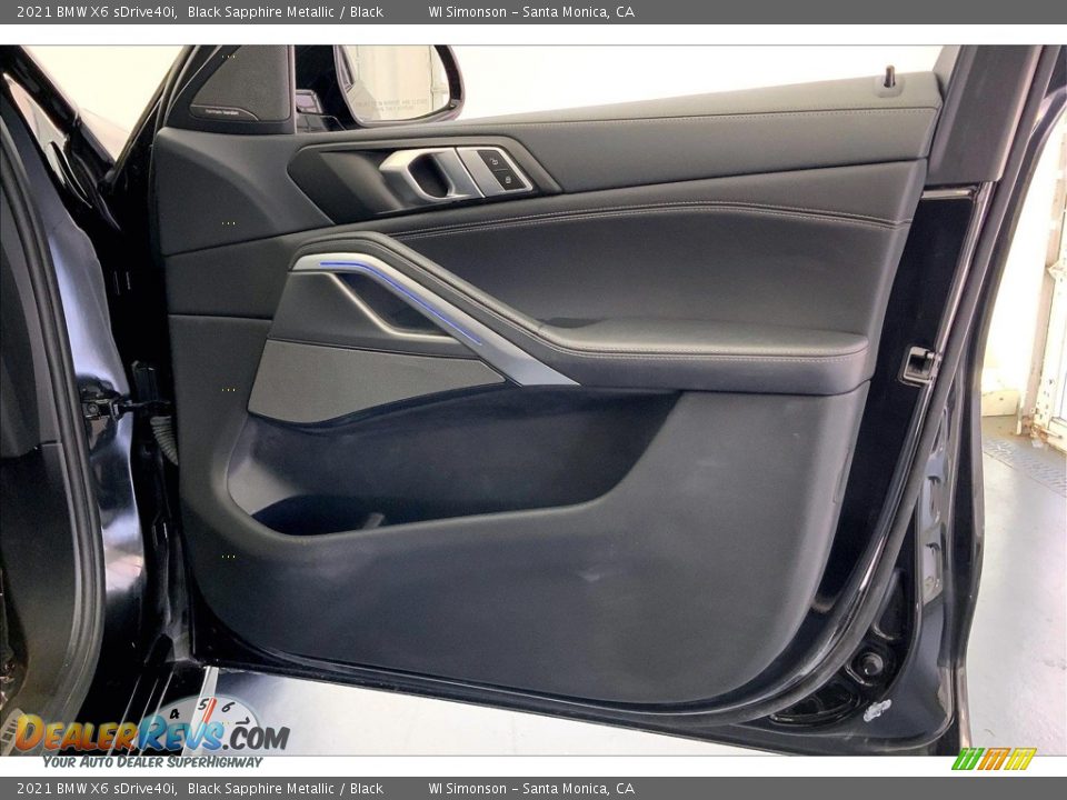 Door Panel of 2021 BMW X6 sDrive40i Photo #27