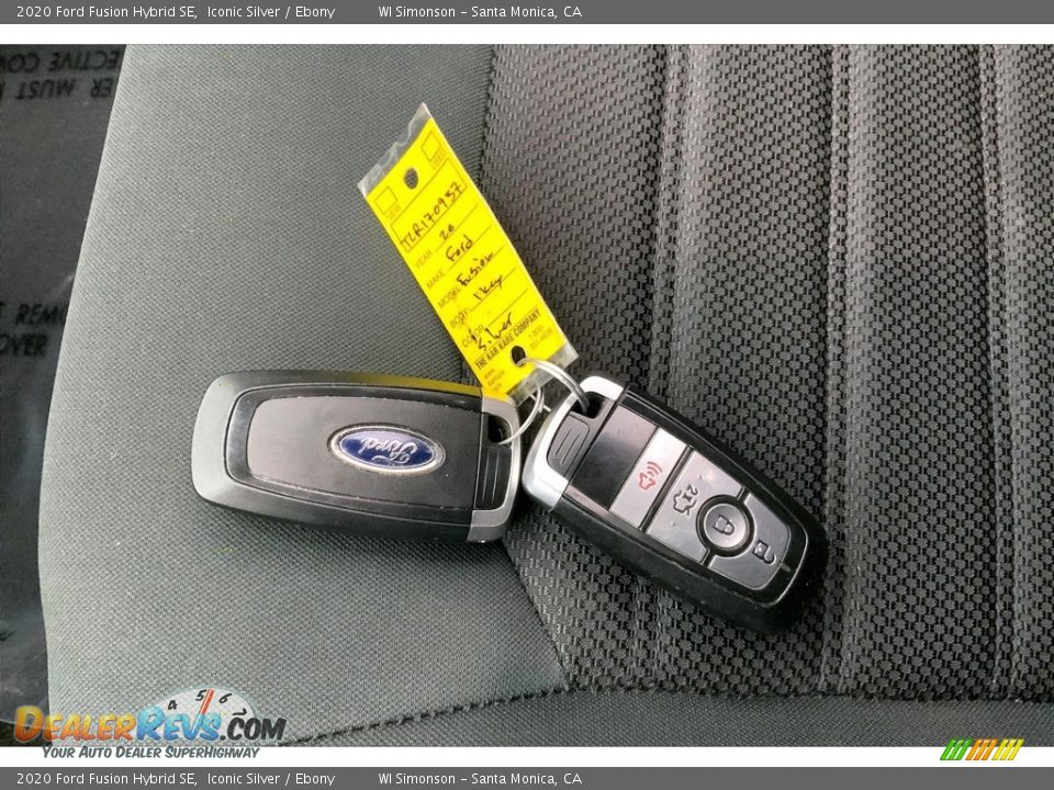 Keys of 2020 Ford Fusion Hybrid SE Photo #11