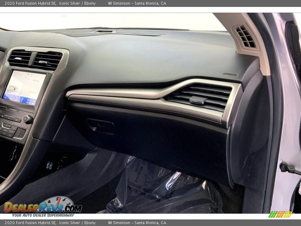 Dashboard of 2020 Ford Fusion Hybrid SE Photo #16