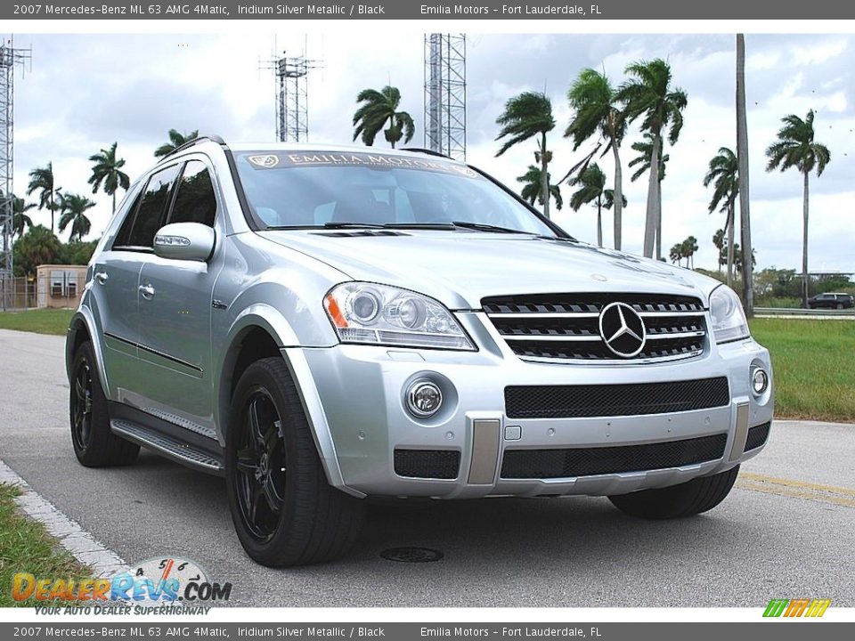 Front 3/4 View of 2007 Mercedes-Benz ML 63 AMG 4Matic Photo #1