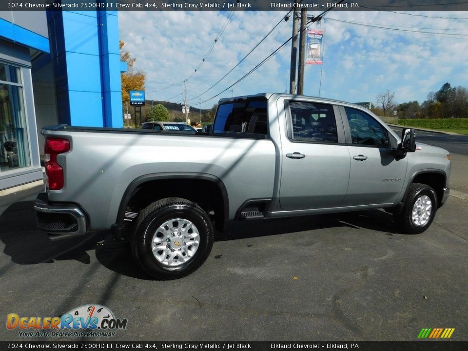 Sterling Gray Metallic 2024 Chevrolet Silverado 2500HD LT Crew Cab 4x4 Photo #9