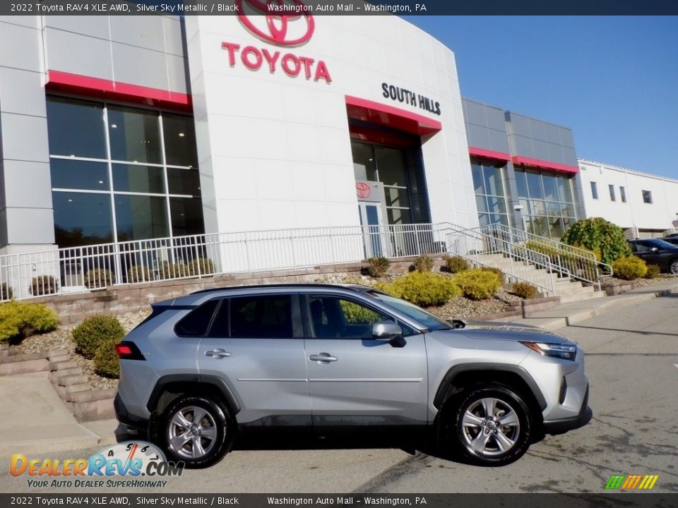 2022 Toyota RAV4 XLE AWD Silver Sky Metallic / Black Photo #2