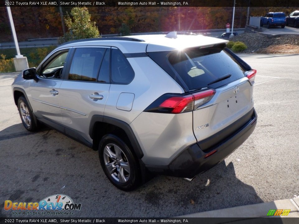 Silver Sky Metallic 2022 Toyota RAV4 XLE AWD Photo #7