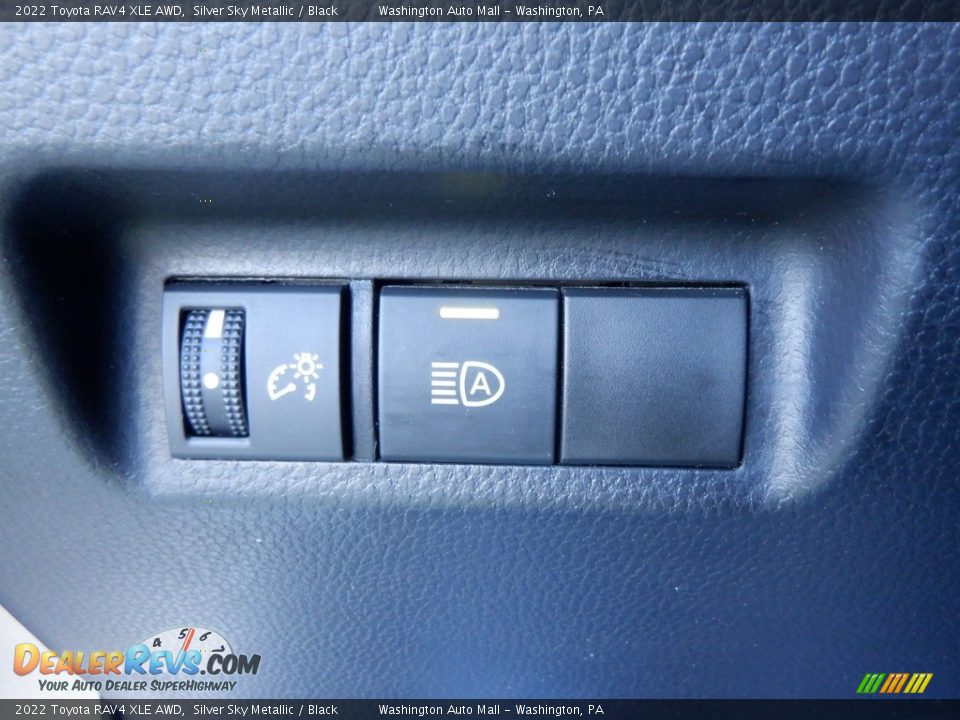 Controls of 2022 Toyota RAV4 XLE AWD Photo #14