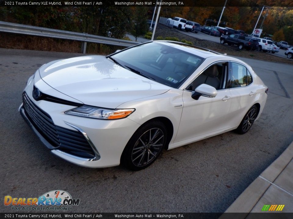 2021 Toyota Camry XLE Hybrid Wind Chill Pearl / Ash Photo #6