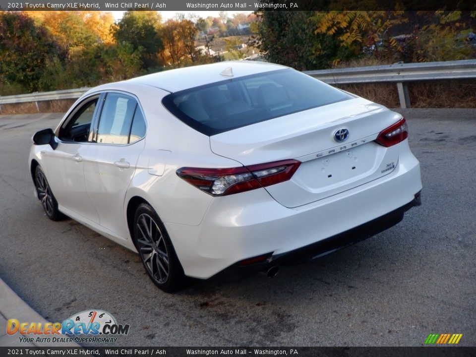 2021 Toyota Camry XLE Hybrid Wind Chill Pearl / Ash Photo #8
