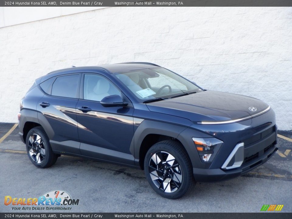 Front 3/4 View of 2024 Hyundai Kona SEL AWD Photo #1