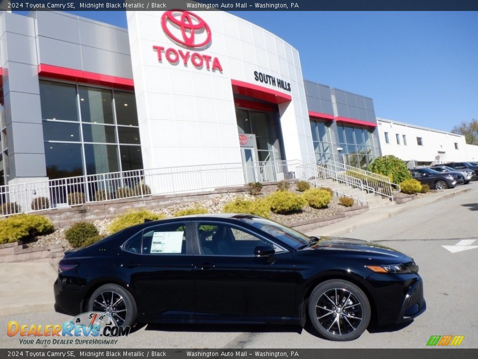 Midnight Black Metallic 2024 Toyota Camry SE Photo #2