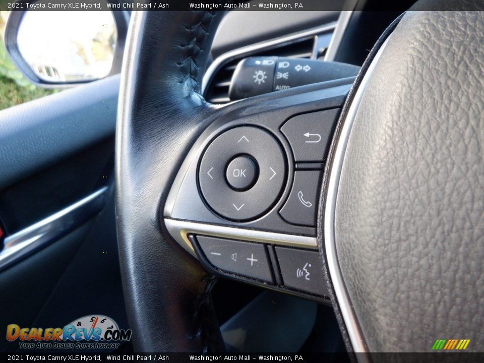 2021 Toyota Camry XLE Hybrid Steering Wheel Photo #29