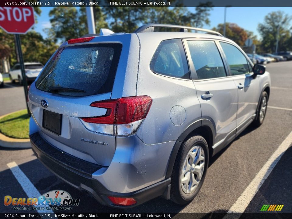 2020 Subaru Forester 2.5i Ice Silver Metallic / Black Photo #4