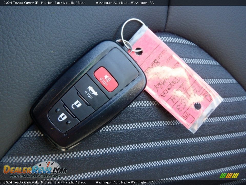 Keys of 2024 Toyota Camry SE Photo #33