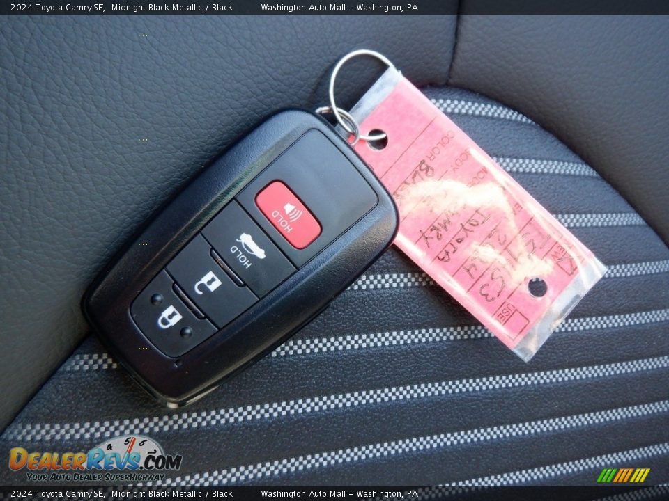 Keys of 2024 Toyota Camry SE Photo #33