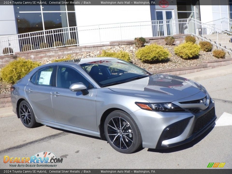 Front 3/4 View of 2024 Toyota Camry SE Hybrid Photo #1