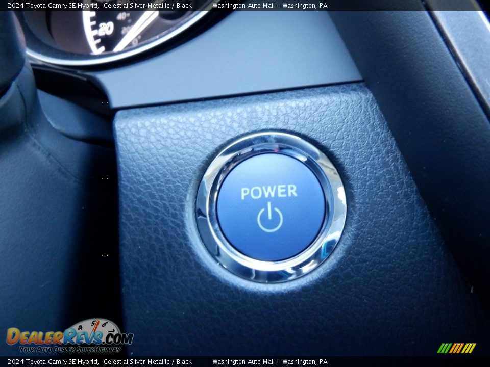 Controls of 2024 Toyota Camry SE Hybrid Photo #17