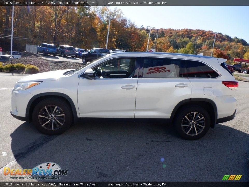 2019 Toyota Highlander XLE AWD Blizzard Pearl White / Ash Photo #6