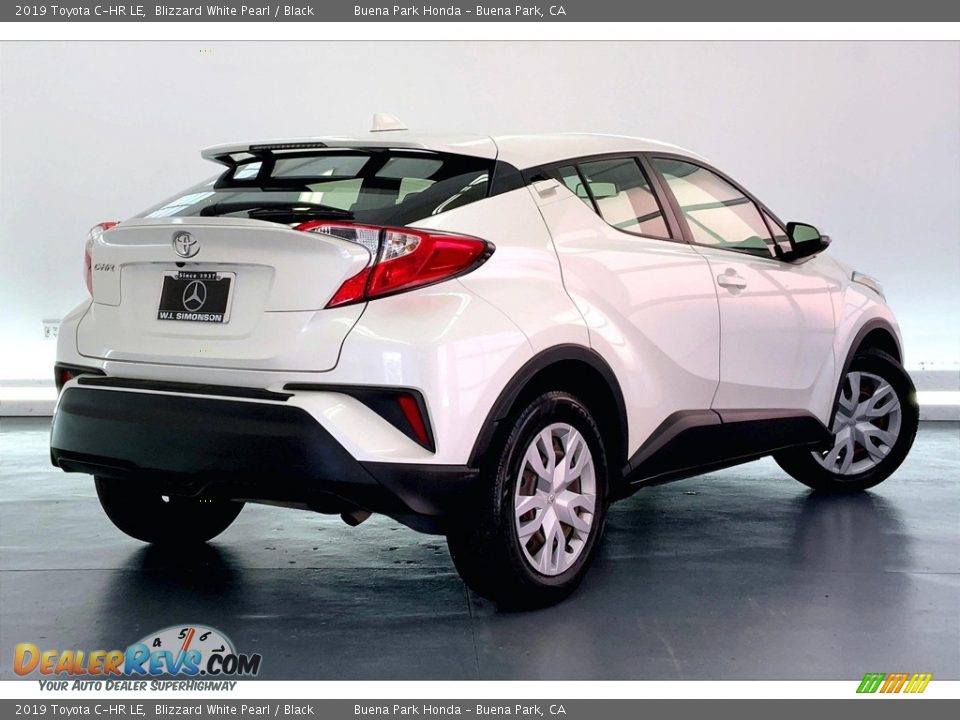 Blizzard White Pearl 2019 Toyota C-HR LE Photo #13