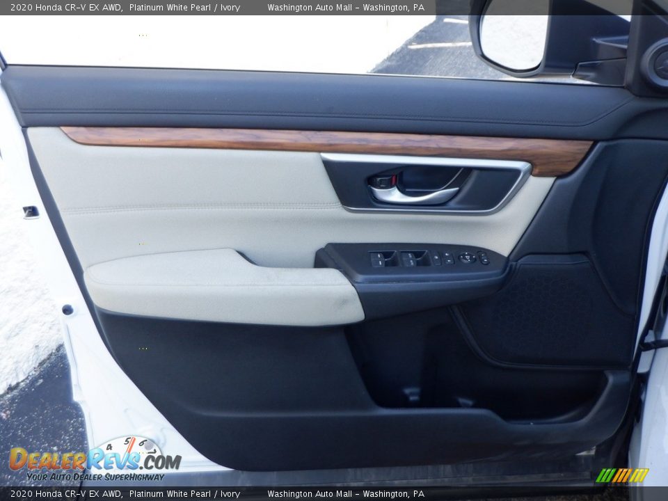 Door Panel of 2020 Honda CR-V EX AWD Photo #21