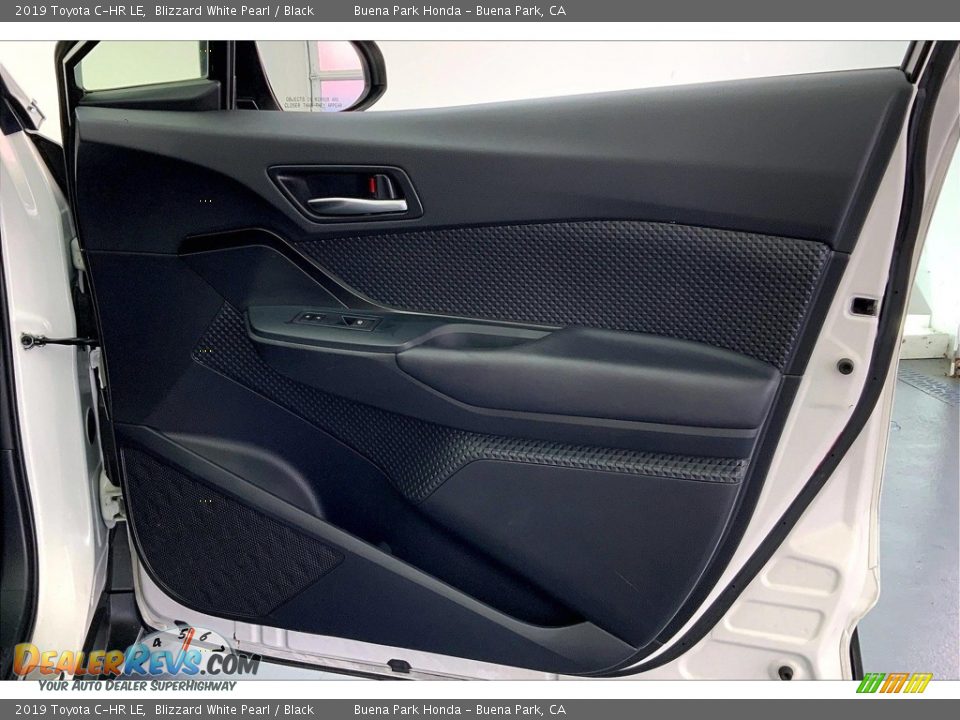 Door Panel of 2019 Toyota C-HR LE Photo #26