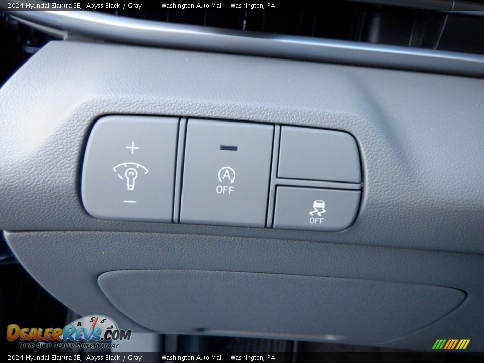 Controls of 2024 Hyundai Elantra SE Photo #9
