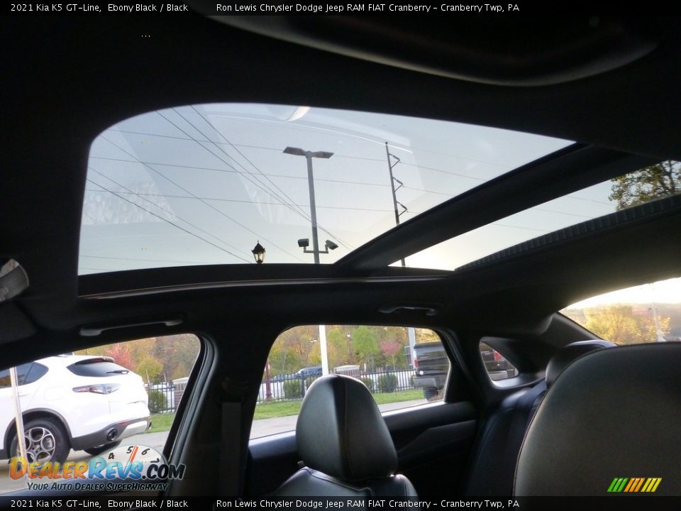 Sunroof of 2021 Kia K5 GT-Line Photo #15