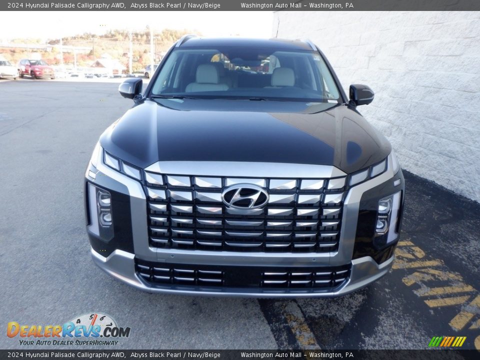 2024 Hyundai Palisade Calligraphy AWD Abyss Black Pearl / Navy/Beige Photo #3