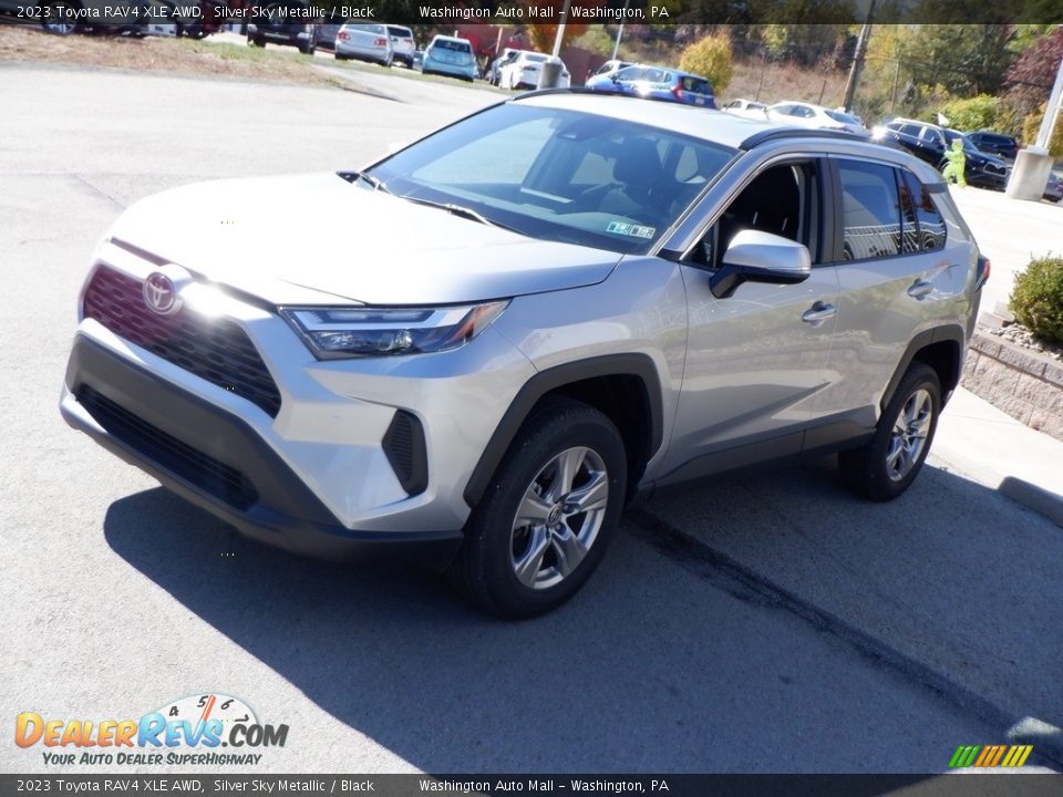 2023 Toyota RAV4 XLE AWD Silver Sky Metallic / Black Photo #5