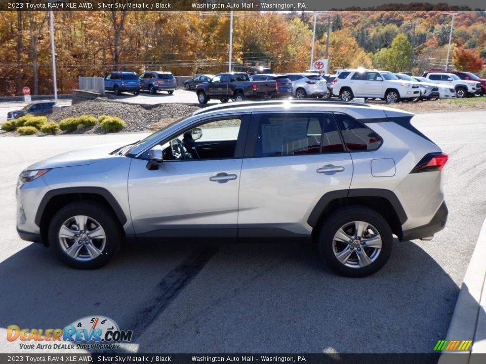 Silver Sky Metallic 2023 Toyota RAV4 XLE AWD Photo #6