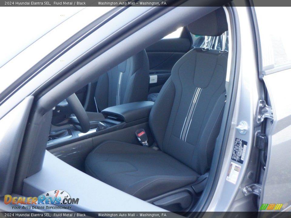 Front Seat of 2024 Hyundai Elantra SEL Photo #10