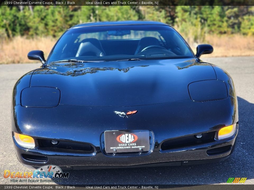 1999 Chevrolet Corvette Coupe Black / Black Photo #3