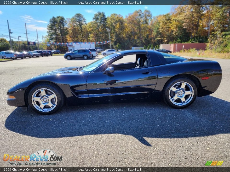 1999 Chevrolet Corvette Coupe Black / Black Photo #7