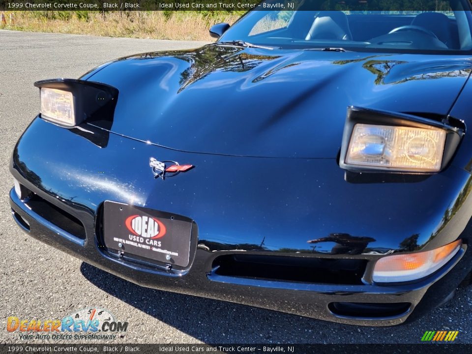 1999 Chevrolet Corvette Coupe Black / Black Photo #30