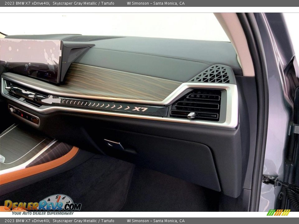 Dashboard of 2023 BMW X7 xDrive40i Photo #16