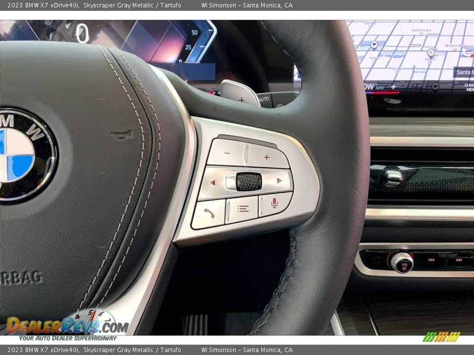 2023 BMW X7 xDrive40i Steering Wheel Photo #22