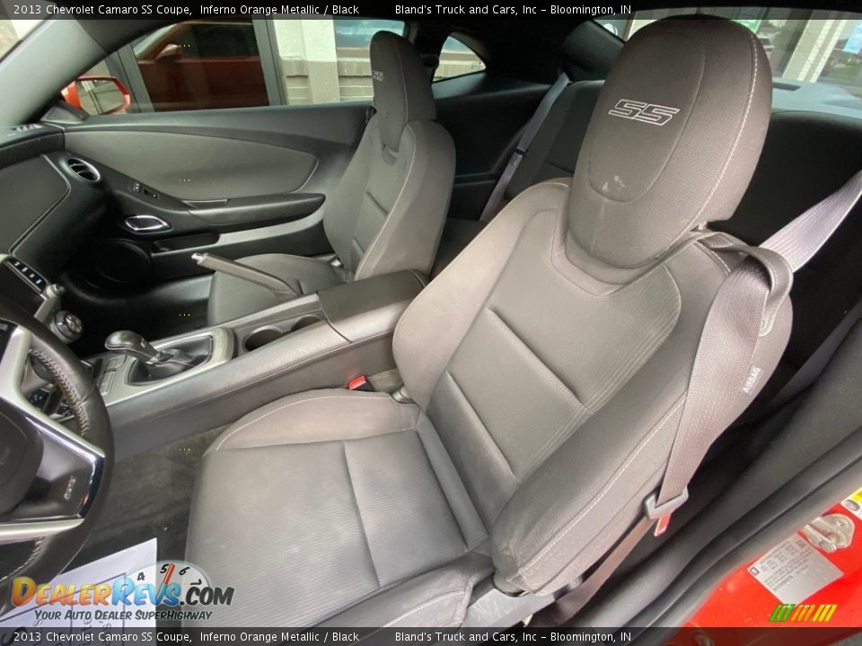 Front Seat of 2013 Chevrolet Camaro SS Coupe Photo #20