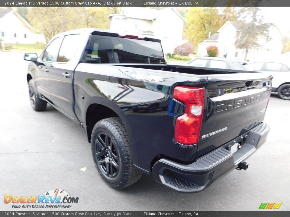 2024 Chevrolet Silverado 1500 Custom Crew Cab 4x4 Black / Jet Black Photo #11