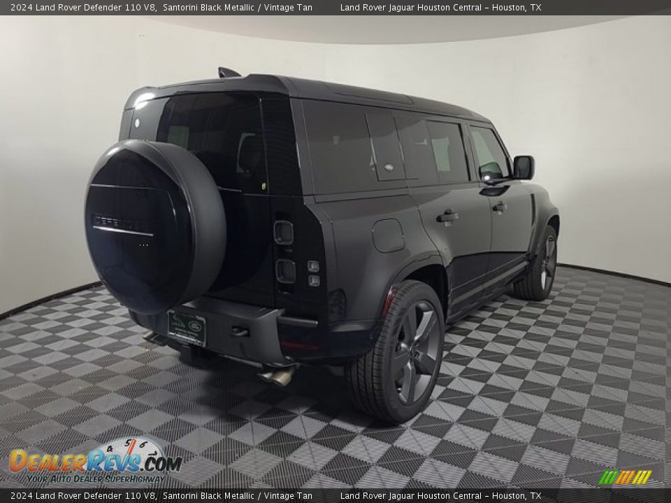 2024 Land Rover Defender 110 V8 Santorini Black Metallic / Vintage Tan Photo #2