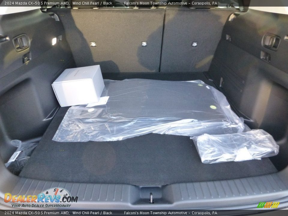 2024 Mazda CX-50 S Premium AWD Trunk Photo #4