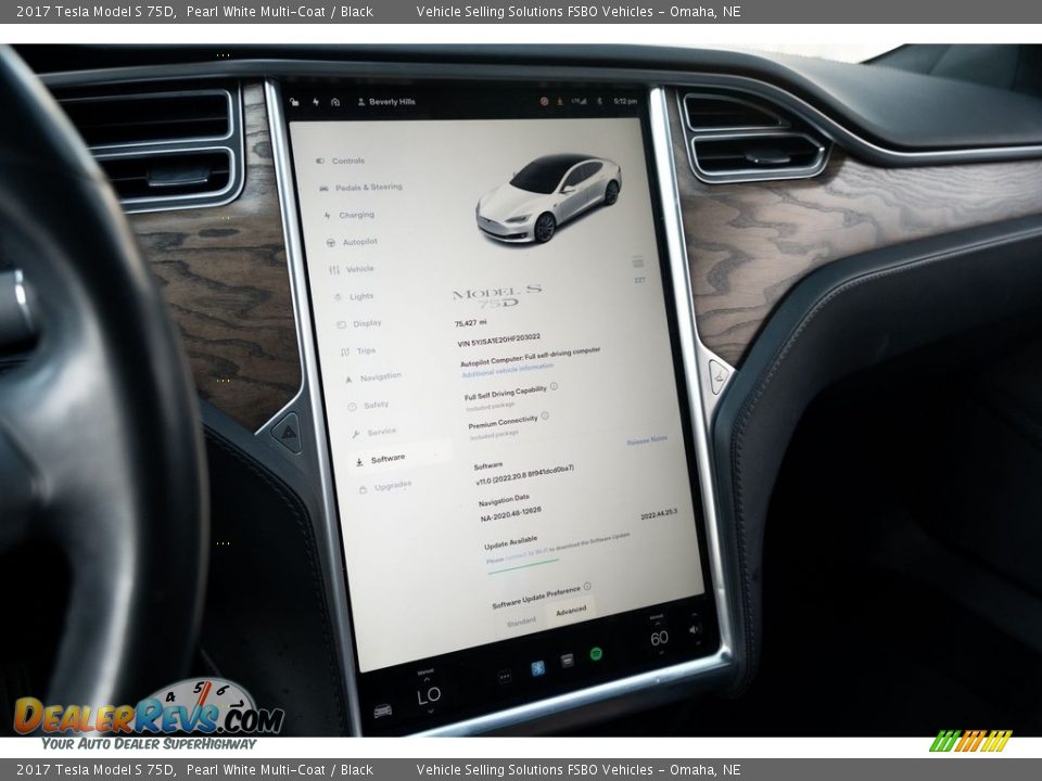 Controls of 2017 Tesla Model S 75D Photo #10