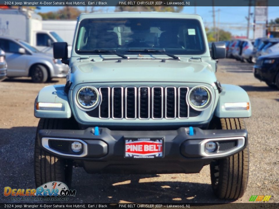 2024 Jeep Wrangler 4-Door Sahara 4xe Hybrid Earl / Black Photo #2