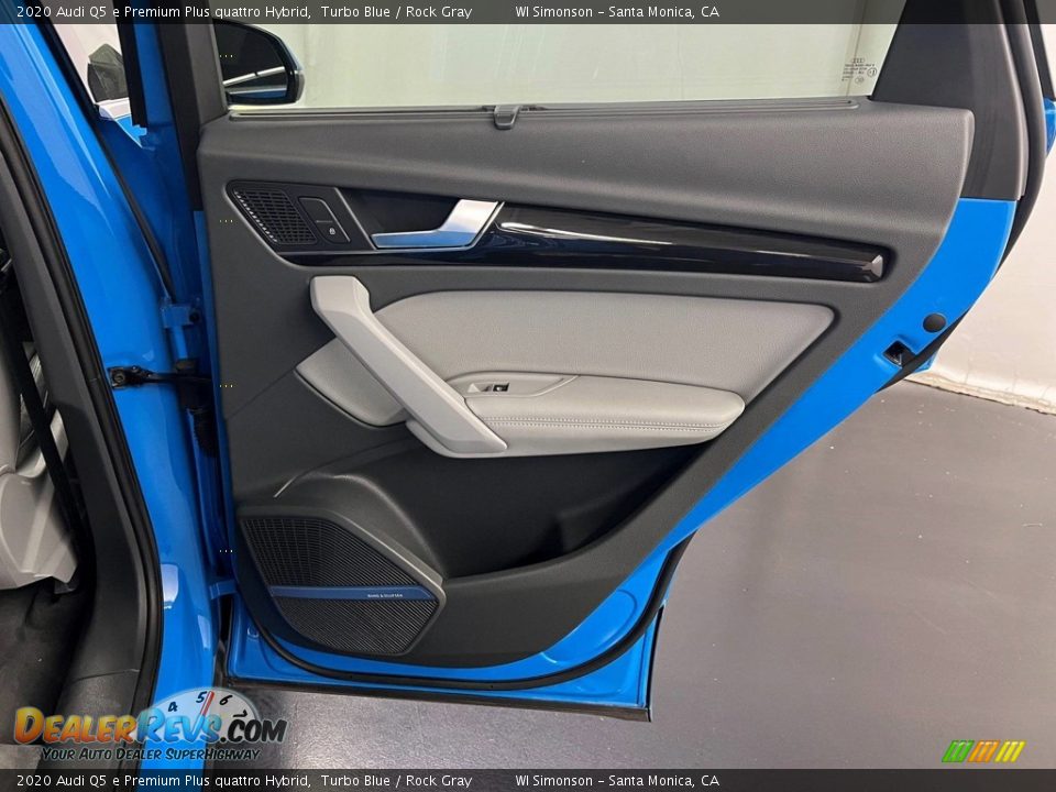 Door Panel of 2020 Audi Q5 e Premium Plus quattro Hybrid Photo #31