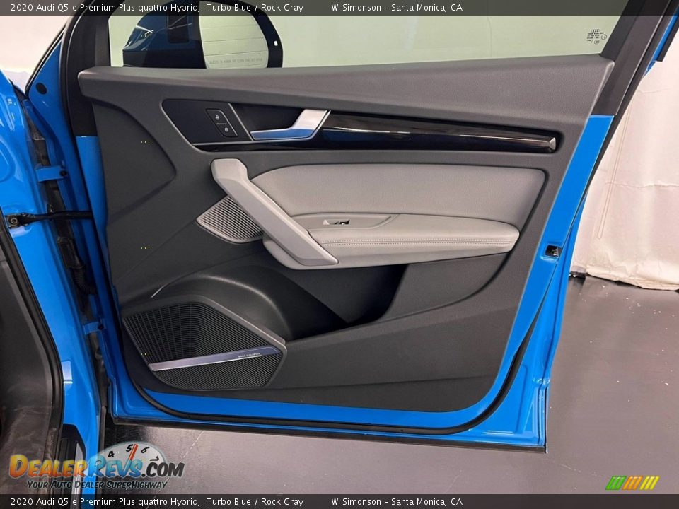 Door Panel of 2020 Audi Q5 e Premium Plus quattro Hybrid Photo #33